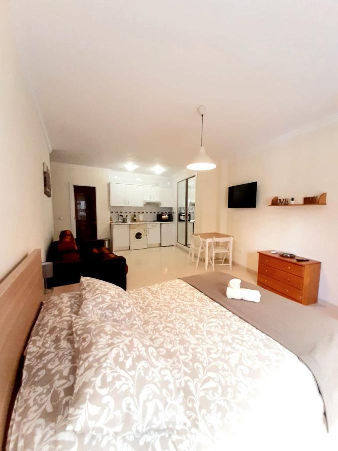 Central Estudio Малага Экстерьер фото